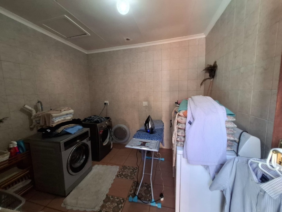 4 Bedroom Property for Sale in Protea Park North West